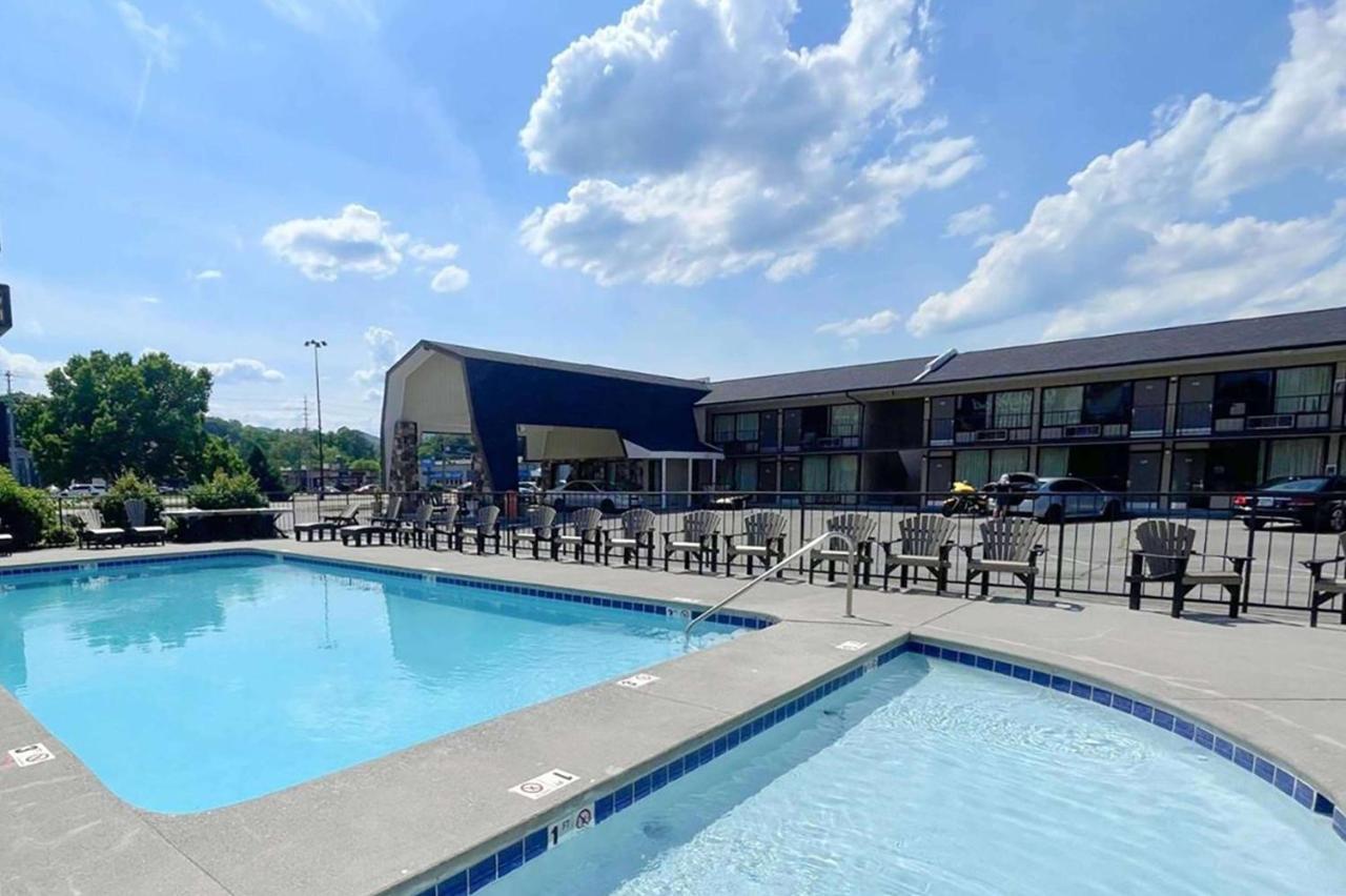 Travelodge By Wyndham Pigeon Forge Dollywood Lane Kültér fotó