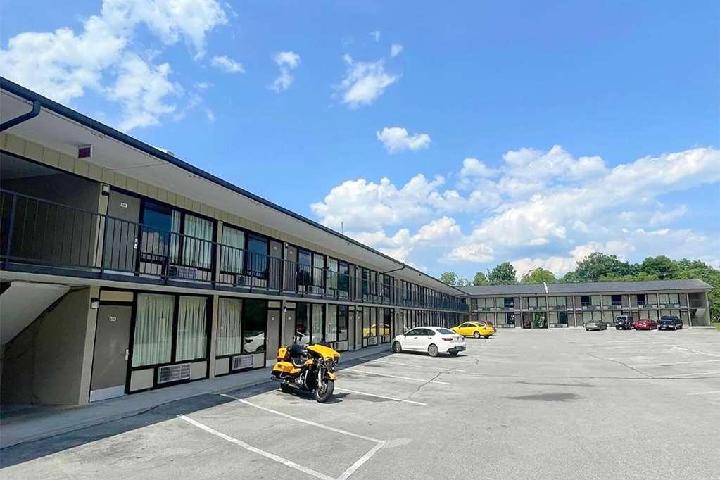 Travelodge By Wyndham Pigeon Forge Dollywood Lane Kültér fotó